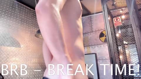 Snapshot of yourboynextdoor1 chatting on 01/05/25, 07:28 YOURBOYNEXTDOOR online show from 01/05/25, 07:28