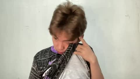 Snapshot of yourcummer_april chatting on 06/17/26, 12:07 April online show from 06/17/26, 12:07