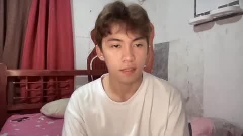Snapshot of yourcummer_april chatting on 06/24/26, 09:52 April online show from 06/24/26, 09:52
