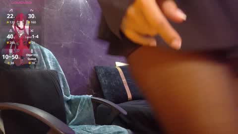 Selena online show from 09/26/25, 04:05