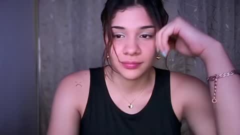yourcutemolly__ online show from 05/26/26, 06:53