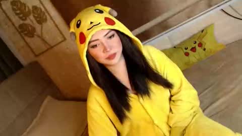 JEN  online show from 11/26/25, 10:27