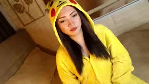 JEN  online show from 12/05/25, 02:36