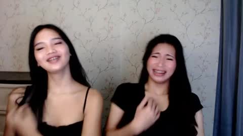 Snapshot of yourdreamgirlgwen chatting on 07/23/26, 07:12 GWENI online show from 07/23/26, 07:12
