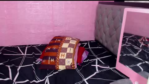 Snapshot of yourdreamisabell chatting on 12/19/24, 12:12 yourdreamisabell online show from 12/19/24, 12:12