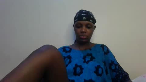 Snapshot of yourfavnigtnurse chatting on 09/22/25, 10:06 Flower online show from 09/22/25, 10:06