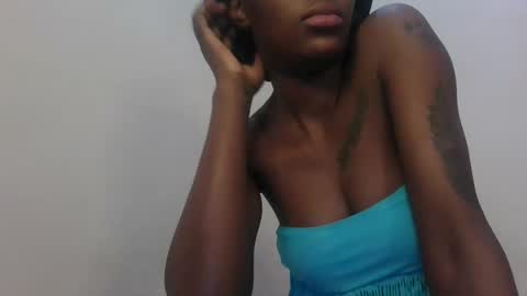Snapshot of yourfavnigtnurse chatting on 09/30/25, 01:21 Flower online show from 09/30/25, 01:21