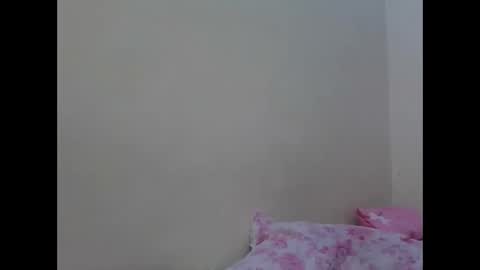 Snapshot of yourfavnigtnurse chatting on 10/03/25, 02:14 Flower online show from 10/03/25, 02:14