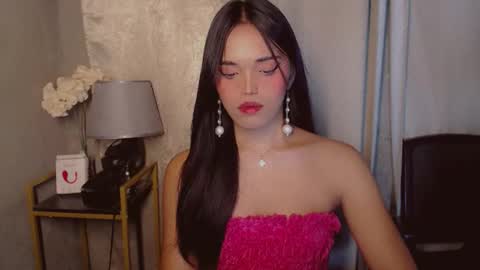 Snapshot of yourfavorateariana chatting on 10/24/25, 03:25 Sweet Ariana online show from 10/24/25, 03:25