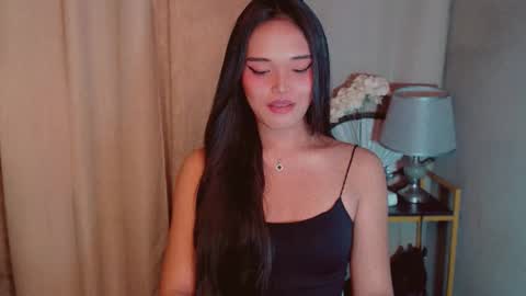 Snapshot of yourfavorateariana chatting on 10/27/25, 02:48 Sweet Ariana online show from 10/27/25, 02:48