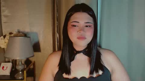 Snapshot of yourfavoratejessica chatting on 10/08/25, 02:42 Jessica online show from 10/08/25, 02:42