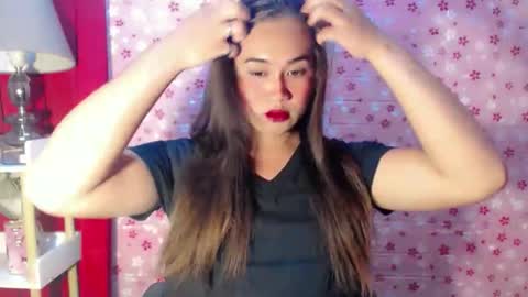 Snapshot of yourfavoratequinn chatting on 09/25/25, 04:00 Quinn online show from 09/25/25, 04:00