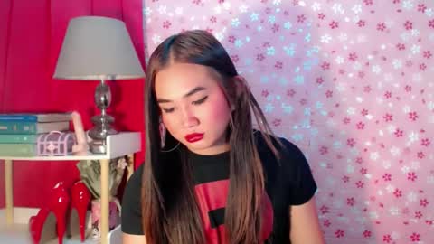 Snapshot of yourfavoratequinn chatting on 10/04/25, 03:37 Quinn online show from 10/04/25, 03:37