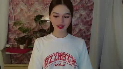 Snapshot of yourfavoratesunshine chatting on 05/14/26, 09:27 Sunshine online show from 05/14/26, 09:27