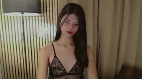 Vivian online show from 11/29/25, 12:46