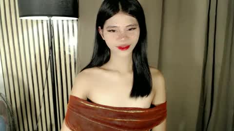 Vivian online show from 12/14/25, 05:24