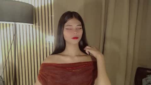 Vivian online show from 01/13/26, 01:27