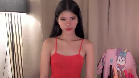Snapshot of yourfavoratevivian chatting on 06/08/26, 08:53 Vivian online show from 06/08/26, 08:53