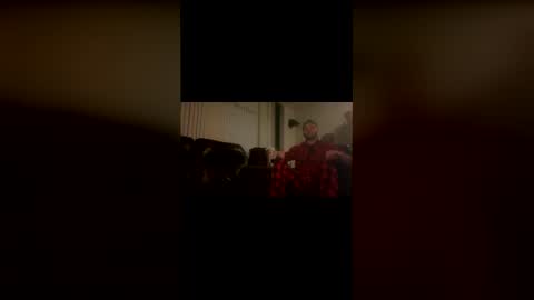 Snapshot of yourfavoritebartender chatting on 02/02/26, 11:09 Hey Im Justin online show from 02/02/26, 11:09