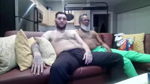 Snapshot of yourfavoritebartender chatting on 03/04/26, 10:32 Hey Im Justin online show from 03/04/26, 10:32