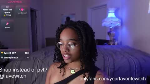 Naava online show from 09/18/25, 03:30