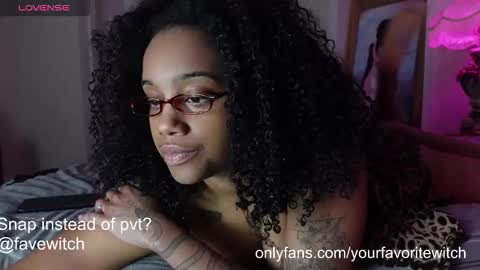 Naava online show from 03/12/26, 04:18