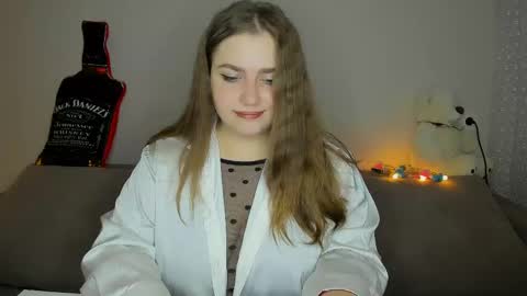 yourgem__ online show from 12/19/24, 04:02