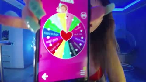 call meKira online show from 12/08/24, 12:19