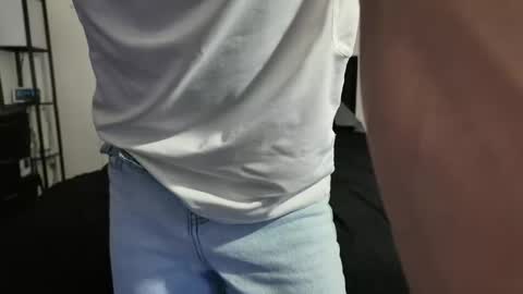 yourguuy21 online show from 12/14/25, 02:39