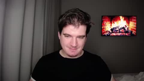 Snapshot of yourhairybuddy chatting on 01/12/25, 09:08 Andrey online show from 01/12/25, 09:08