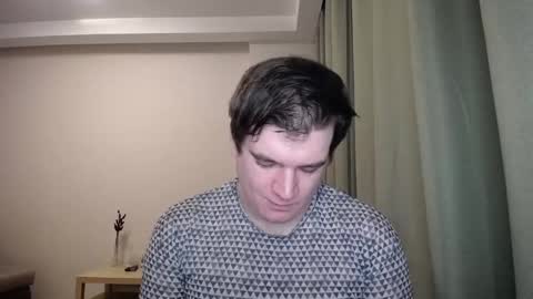 Snapshot of yourhairybuddy chatting on 02/02/25, 09:13 Andrey online show from 02/02/25, 09:13