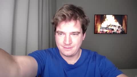 Snapshot of yourhairybuddy chatting on 10/19/25, 08:09 Andrey online show from 10/19/25, 08:09