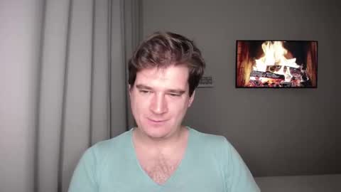 Snapshot of yourhairybuddy chatting on 10/26/25, 08:15 Andrey online show from 10/26/25, 08:15