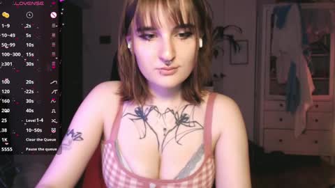 Snapshot of yourhanna_ chatting on 05/29/26, 07:56 hanna online show from 05/29/26, 07:56