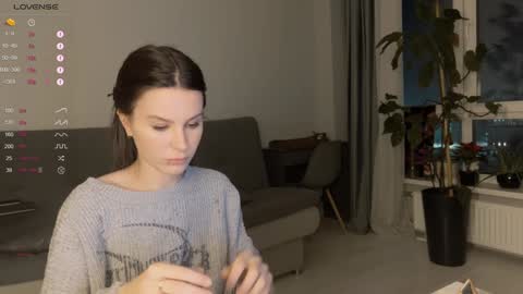 Aida online show from 12/21/24, 12:16