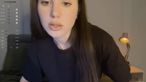 Aida online show from 02/15/25, 12:01