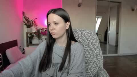 Aida online show from 09/15/25, 12:05