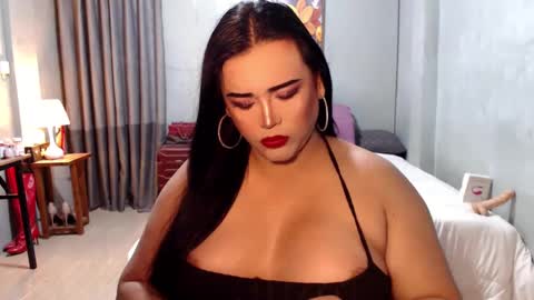 Snapshot of yourhighnesscassy chatting on 12/04/24, 11:13 Cassy online show from 12/04/24, 11:13