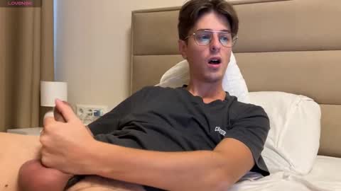 Chris online show from 11/19/25, 09:09