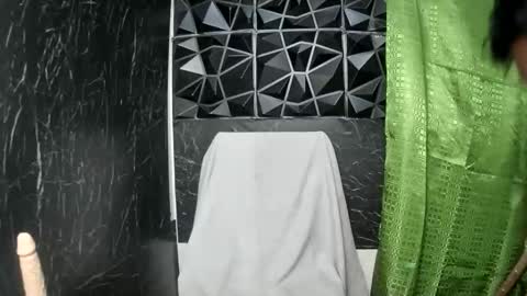 yourhotdodz online show from 10/16/25, 04:08