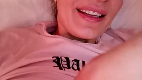 Snapshot of yourjessywet chatting on 07/20/26, 05:33 yourjessywet online show from 07/20/26, 05:33