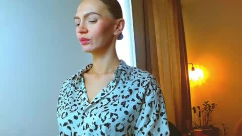Ksyusha online show from 05/19/26, 07:15