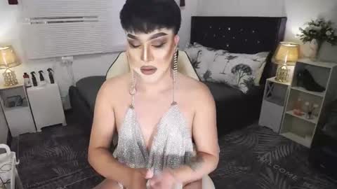 --               online show from 01/12/25, 09:19