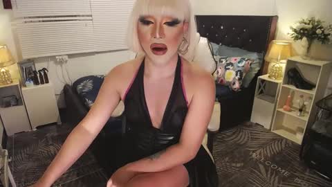 --               online show from 02/14/25, 11:42