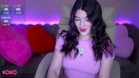 L O L A online show from 02/10/26, 07:51