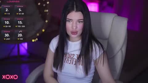 L O L A online show from 03/21/26, 08:19