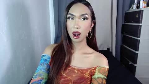 yourlovebella88 online show from 03/04/25, 05:56