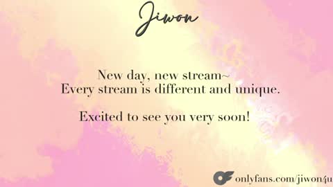 Snapshot of yourlovelykgirlfriend chatting on 07/07/26, 08:57 J i w o n online show from 07/07/26, 08:57