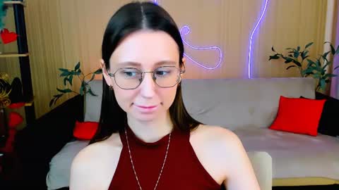 Snapshot of yourlovelystoryy chatting on 06/27/26, 11:59 Vetta online show from 06/27/26, 11:59