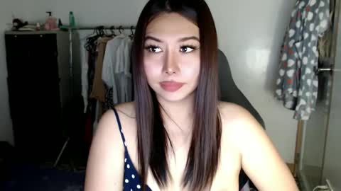 Snapshot of yourlovetifannyx chatting on 02/12/25, 08:16 tifanny online show from 02/12/25, 08:16